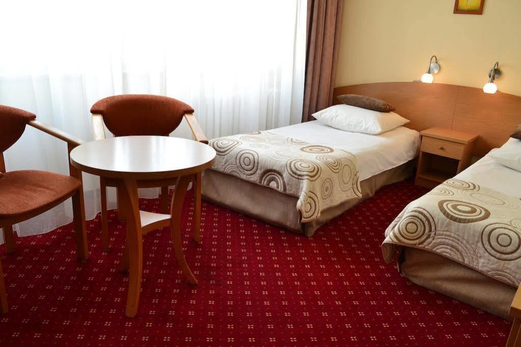 Aramis Hotel Warsaw Ngoại thất bức ảnh