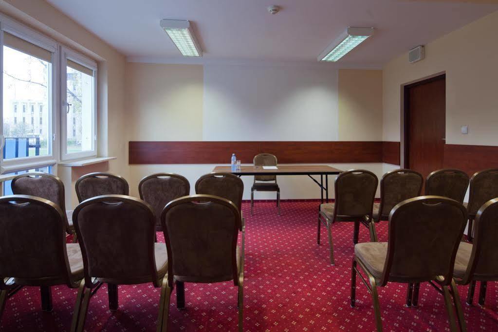 Aramis Hotel Warsaw Ngoại thất bức ảnh