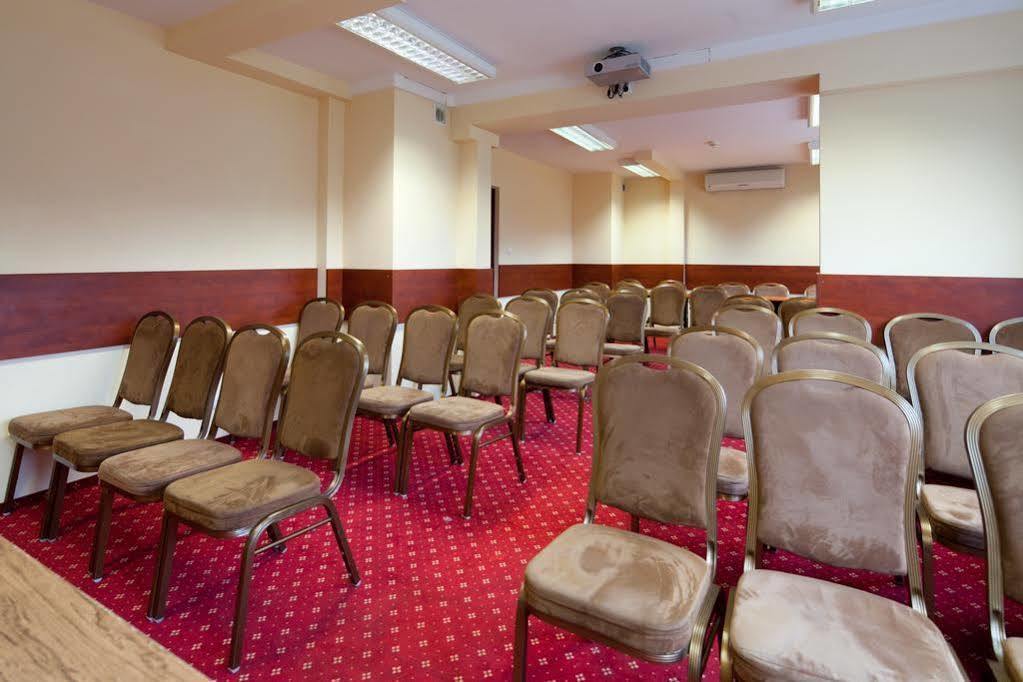 Aramis Hotel Warsaw Ngoại thất bức ảnh